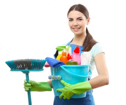 Cleaner preparing a Belgravia property for final handover